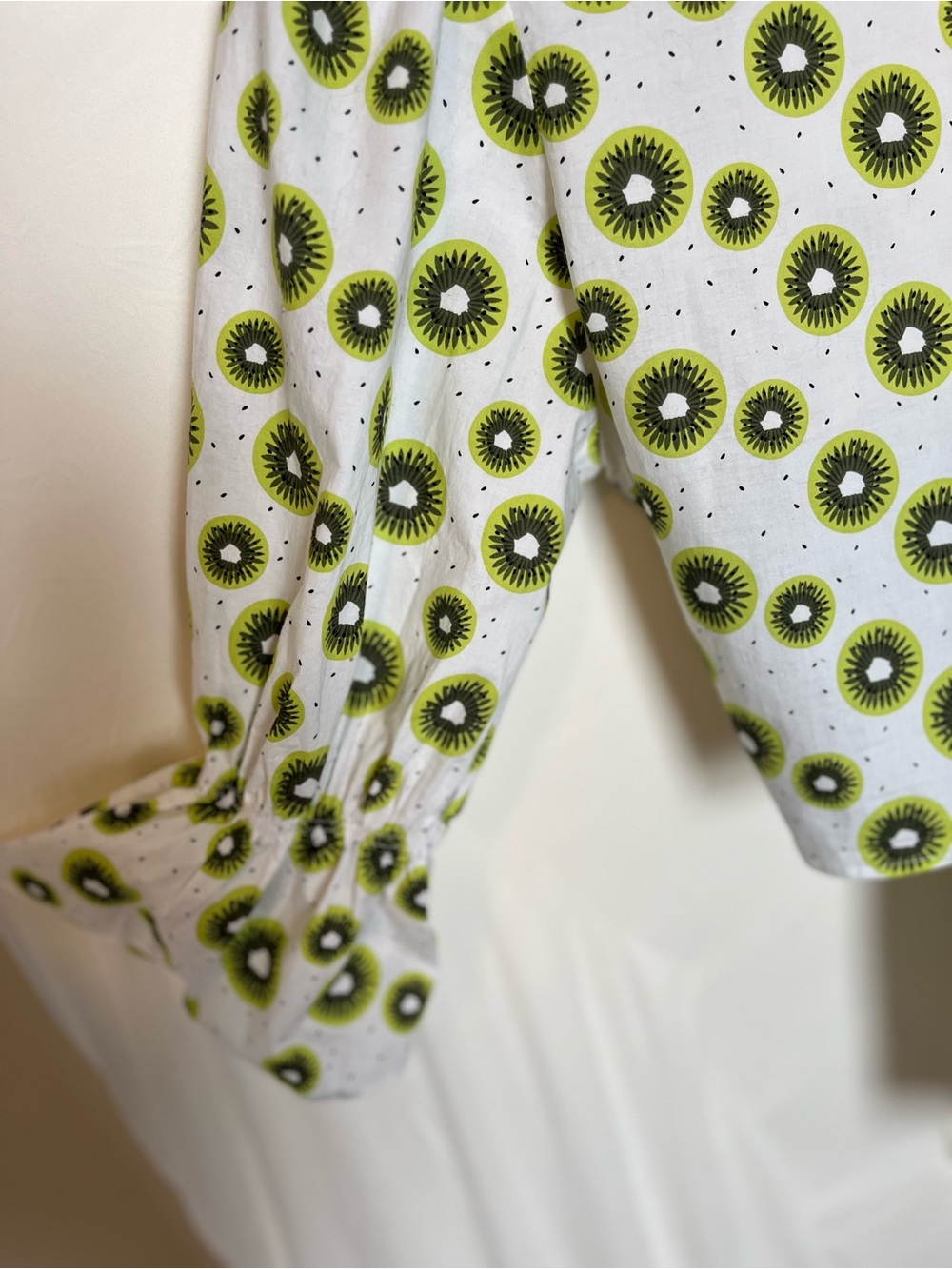 Vestique 'Fresh & Fruity' Top - Picture 6 of 12